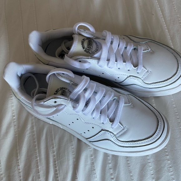 Adidas Original SZ 6 - Picture 7 of 8